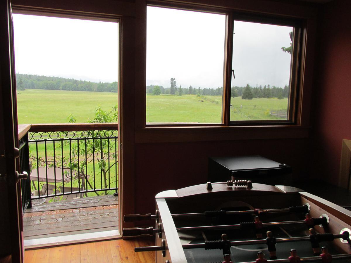 Paradise Acres Ranch Nanoose Bay Eksteriør billede